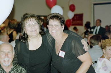 Marina Ramirez & Rhonda Cagle (1966).jpg